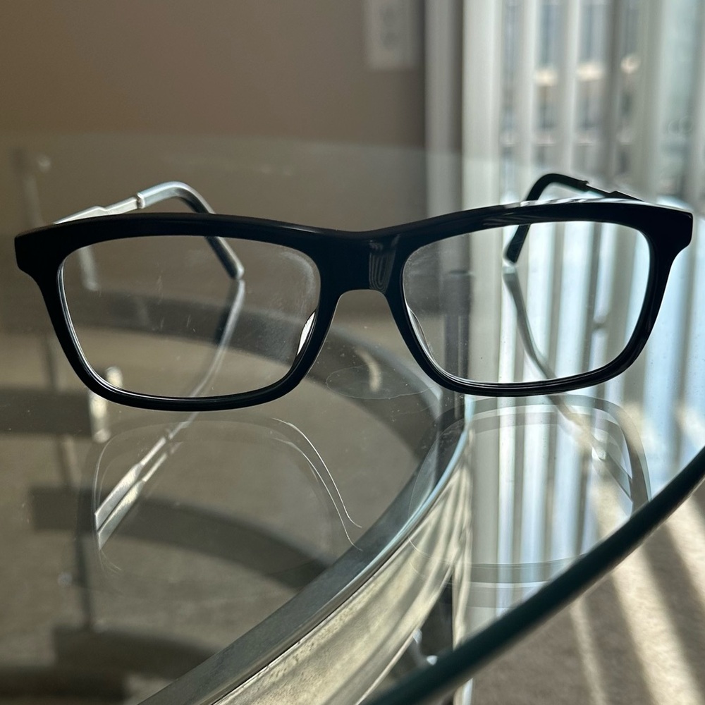 Gucci Frames - image 8